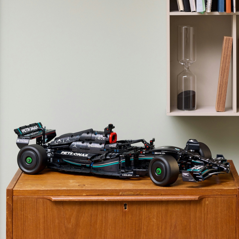 Mercedes-AMG F1 W14 | 1642PCS