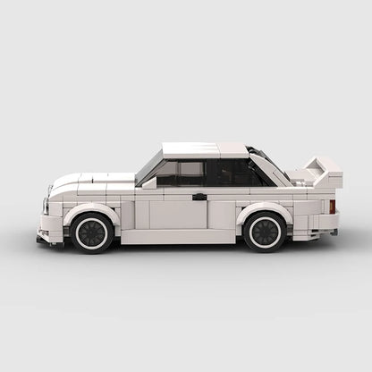 BMW M3 E30 Pure White