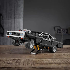 Dodge Charger 70 R/T V&F Technic | 1077 PCS